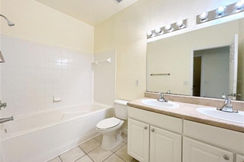 Condominio en venta en Gainesville, Florida, 2 dormitorios, 118.45 m2 № 1831299 - foto 15