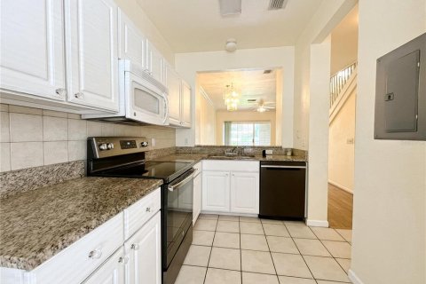 Condominio en venta en Gainesville, Florida, 2 dormitorios, 118.45 m2 № 1831299 - foto 4