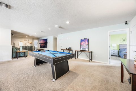 House in Kissimmee, Florida 9 bedrooms, 407.93 sq.m. № 1547897 - photo 18