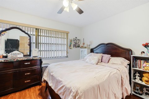 Condominio en venta en Miami, Florida, 3 dormitorios, 171.87 m2 № 1839240 - foto 28