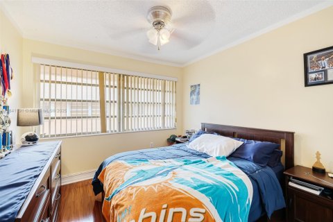 Condominio en venta en Miami, Florida, 3 dormitorios, 171.87 m2 № 1839240 - foto 26