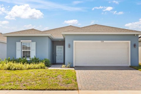 House in Haines City, Florida 4 bedrooms, 164.16 sq.m. № 1616150 - photo 1