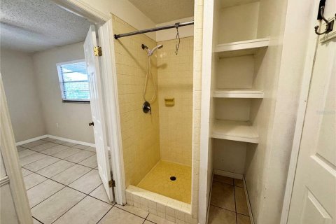 House in Punta Gorda, Florida 2 bedrooms, 100.71 sq.m. № 2103749 - photo 14