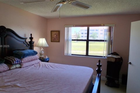 Copropriété à vendre à Sunrise, Floride: 2 chambres, 127.28 m2 № 1860915 - photo 24