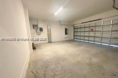 Villa ou maison à vendre à Homestead, Floride: 4 chambres, 215.9 m2 № 1969238 - photo 16