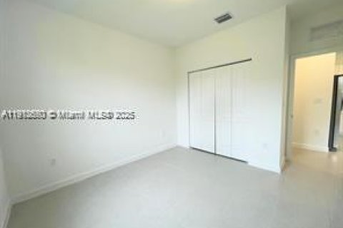 Villa ou maison à vendre à Homestead, Floride: 4 chambres, 215.9 m2 № 1969238 - photo 12