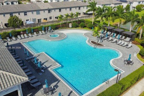 Villa ou maison à vendre à Homestead, Floride: 4 chambres, 215.9 m2 № 1969238 - photo 22