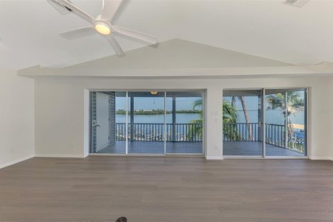 Condominio en venta en Englewood, Florida, 2 dormitorios, 122.82 m2 № 1910284 - foto 13