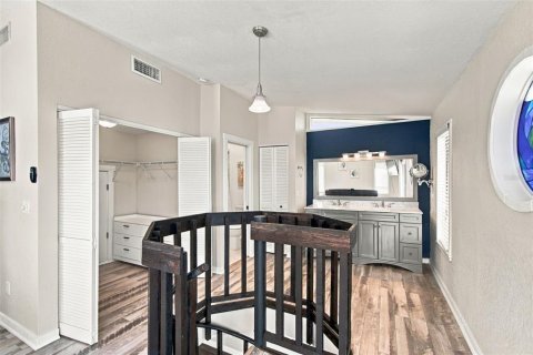 Villa ou maison à louer à Treasure Island, Floride: 3 chambres, 185.8 m2 № 2430699 - photo 22
