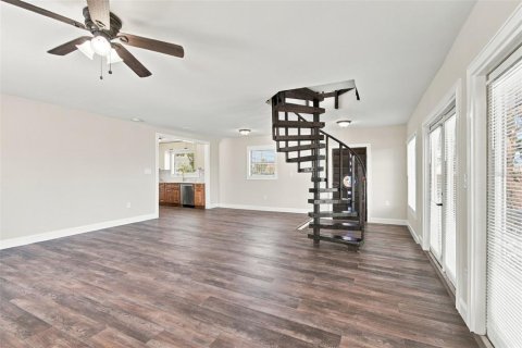 Villa ou maison à louer à Treasure Island, Floride: 3 chambres, 185.8 m2 № 2430699 - photo 19