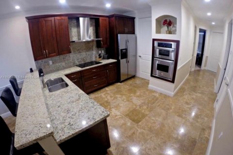 Condo in Sebring, Florida, 3 bedrooms  № 1821638 - photo 20