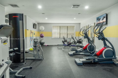 Condo in Sebring, Florida, 3 bedrooms  № 1821638 - photo 12