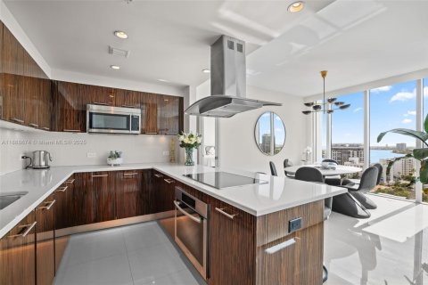 Copropriété à vendre à Miami Beach, Floride: 2 chambres, 118.91 m2 № 1939129 - photo 7