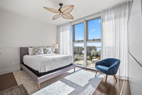 Copropriété à vendre à Miami Beach, Floride: 2 chambres, 118.91 m2 № 1939129 - photo 12