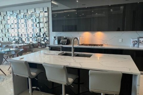 Condo in Aventura, Florida, 4 bedrooms № 2076805 - photo 5