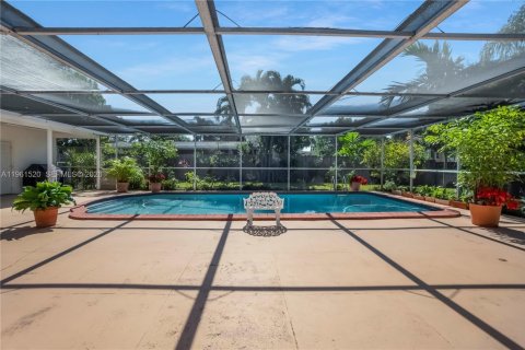 Купить виллу или дом в Холливуд, Флорида 3 спальни, 154.03м2, № 2026199 - фото 10