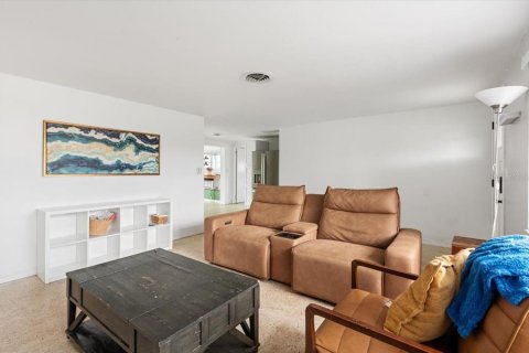 Villa ou maison à vendre à Venice, Floride: 2 chambres, 138.42 m2 № 2234717 - photo 6