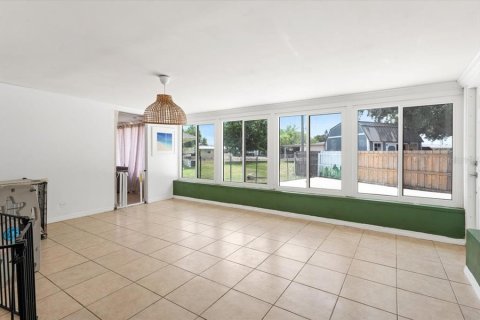 Villa ou maison à vendre à Venice, Floride: 2 chambres, 138.42 m2 № 2234717 - photo 11