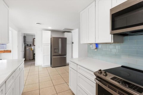 Villa ou maison à vendre à Venice, Floride: 2 chambres, 138.42 m2 № 2234717 - photo 9