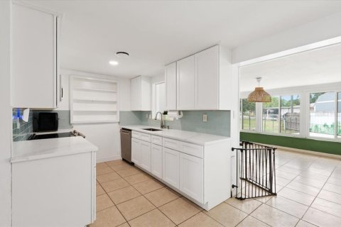 Villa ou maison à vendre à Venice, Floride: 2 chambres, 138.42 m2 № 2234717 - photo 7