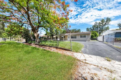 Casa en venta en Hollywood, Florida, 3 dormitorios, 107.95 m2 № 1945962 - foto 3