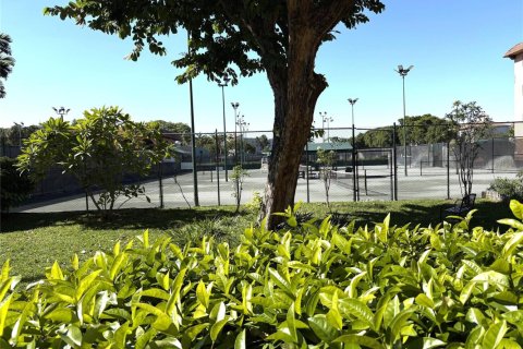 Condominio en venta en Fort Lauderdale, Florida, 2 dormitorios, 98.1 m2 № 2272480 - foto 3