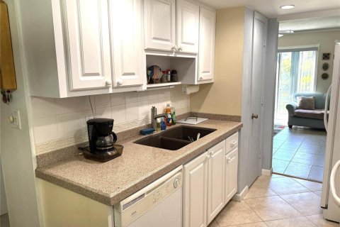 Condominio en venta en Fort Lauderdale, Florida, 2 dormitorios, 98.1 m2 № 2272480 - foto 13