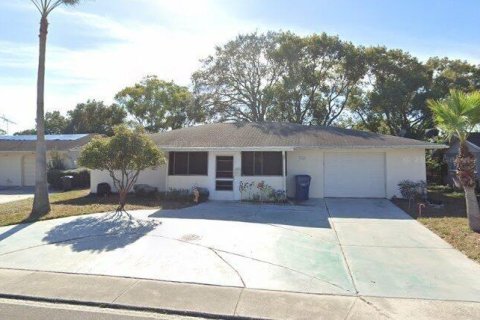 Casa en Port Richey, Florida 2 dormitorios, 136.75 m2 № 2106899