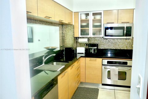 Купить кондоминиум в Майами, Флорида 3 комнаты, 103.77м2, № 2055179 - фото 13