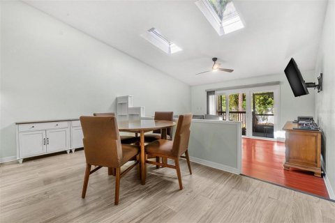 Adosado en venta en Pinellas Park, Florida, 2 dormitorios, 115.66 m2 № 1908000 - foto 8