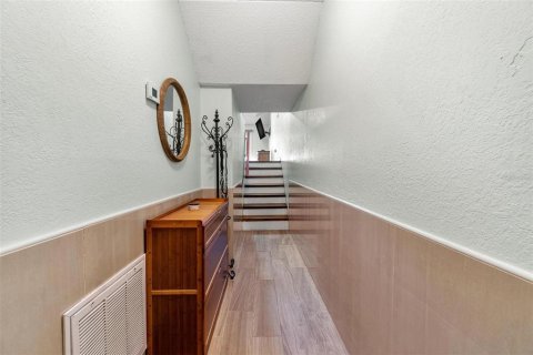 Adosado en venta en Pinellas Park, Florida, 2 dormitorios, 115.66 m2 № 1908000 - foto 6