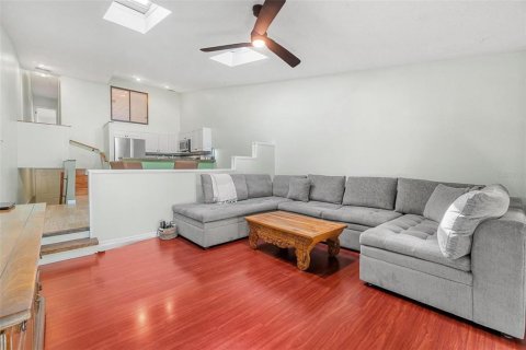 Adosado en venta en Pinellas Park, Florida, 2 dormitorios, 115.66 m2 № 1908000 - foto 11