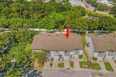 Adosado en venta en Pinellas Park, Florida, 2 dormitorios, 115.66 m2 № 1908000 - foto 2