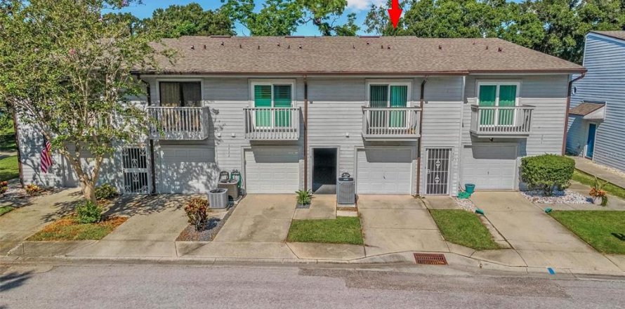 Adosado en Pinellas Park, Florida 2 dormitorios, 115.66 m2 № 1908000