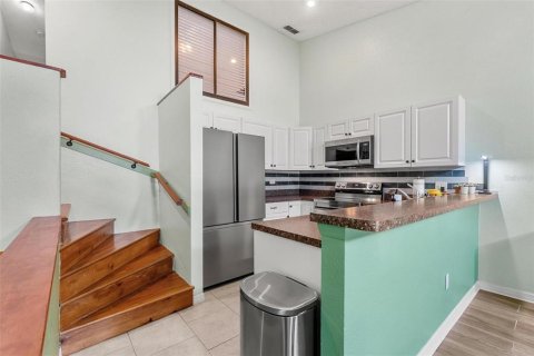 Adosado en venta en Pinellas Park, Florida, 2 dormitorios, 115.66 m2 № 1908000 - foto 13