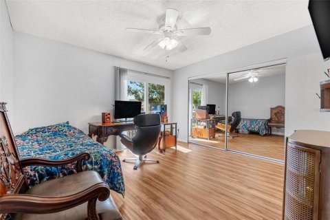 Adosado en venta en Pinellas Park, Florida, 2 dormitorios, 115.66 m2 № 1908000 - foto 16