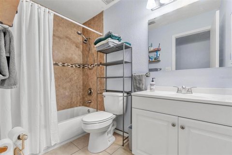 Adosado en venta en Pinellas Park, Florida, 2 dormitorios, 115.66 m2 № 1908000 - foto 23