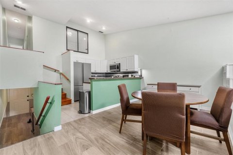 Adosado en venta en Pinellas Park, Florida, 2 dormitorios, 115.66 m2 № 1908000 - foto 9