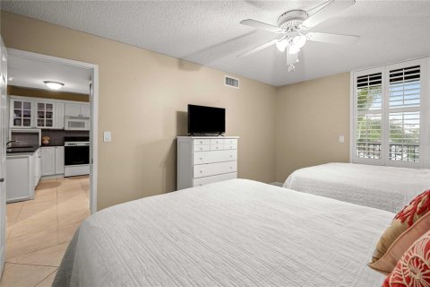 Condominio en venta en Saint Petersburg, Florida, 2 dormitorios, 117.99 m2 № 2277965 - foto 13