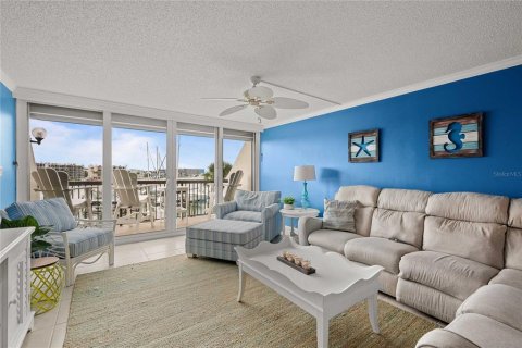 Condominio en venta en Saint Petersburg, Florida, 2 dormitorios, 117.99 m2 № 2277965 - foto 19
