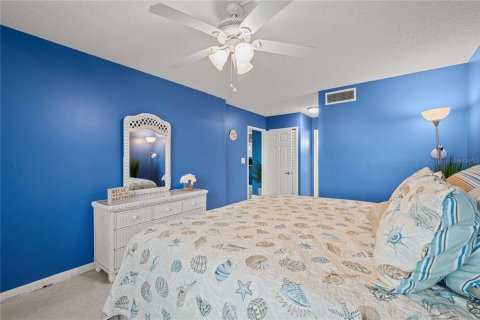 Condominio en venta en Saint Petersburg, Florida, 2 dormitorios, 117.99 m2 № 2277965 - foto 23