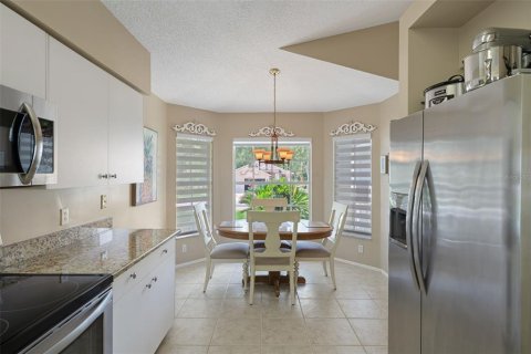 House in Spring Hill, Florida 2 bedrooms, 156.17 sq.m. № 2098288 - photo 18