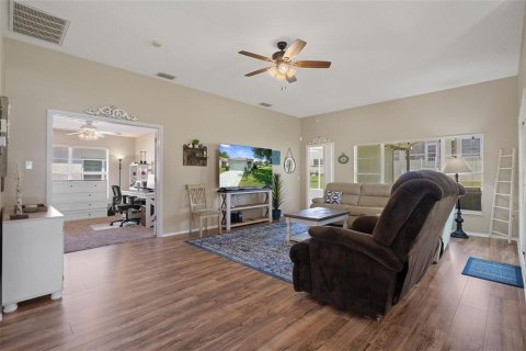 House in Spring Hill, Florida 2 bedrooms, 156.17 sq.m. № 2098288 - photo 10