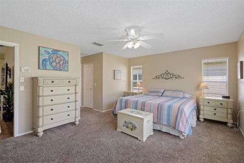 House in Spring Hill, Florida 2 bedrooms, 156.17 sq.m. № 2098288 - photo 23
