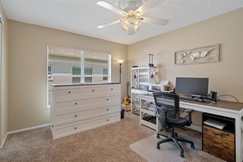 House in Spring Hill, Florida 2 bedrooms, 156.17 sq.m. № 2098288 - photo 30