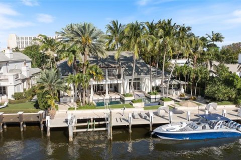 House in Fort Lauderdale, Florida 8 bedrooms, 734.3 sq.m. № 2083081
