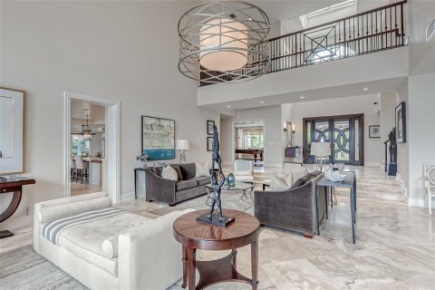 House in Fort Lauderdale, Florida 8 bedrooms, 734.3 sq.m. № 2083081 - photo 24