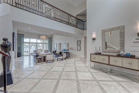 House in Fort Lauderdale, Florida 8 bedrooms, 734.3 sq.m. № 2083081 - photo 17