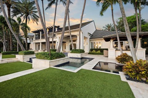 House in Fort Lauderdale, Florida 8 bedrooms, 734.3 sq.m. № 2083081 - photo 13