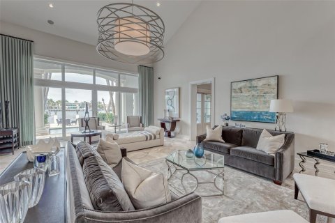 House in Fort Lauderdale, Florida 8 bedrooms, 734.3 sq.m. № 2083081 - photo 22